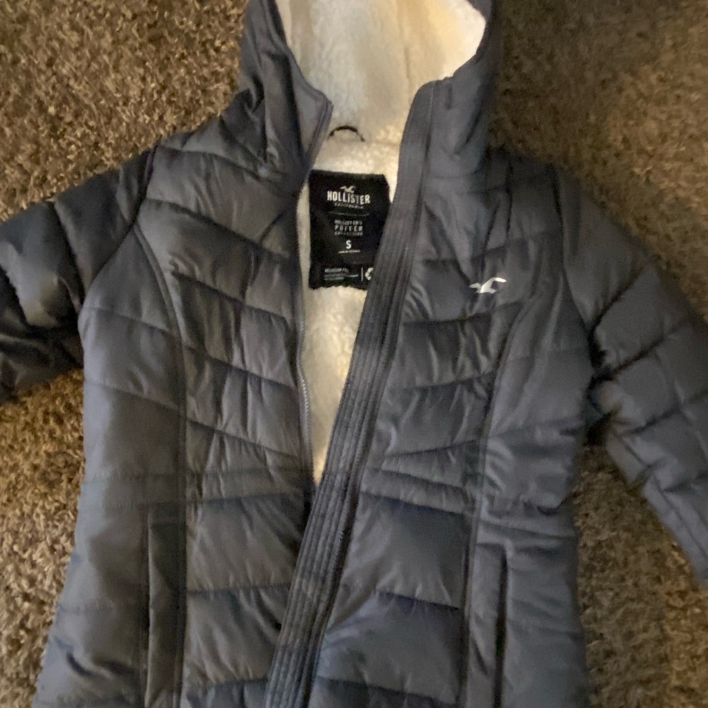 Hollister puffer jacket